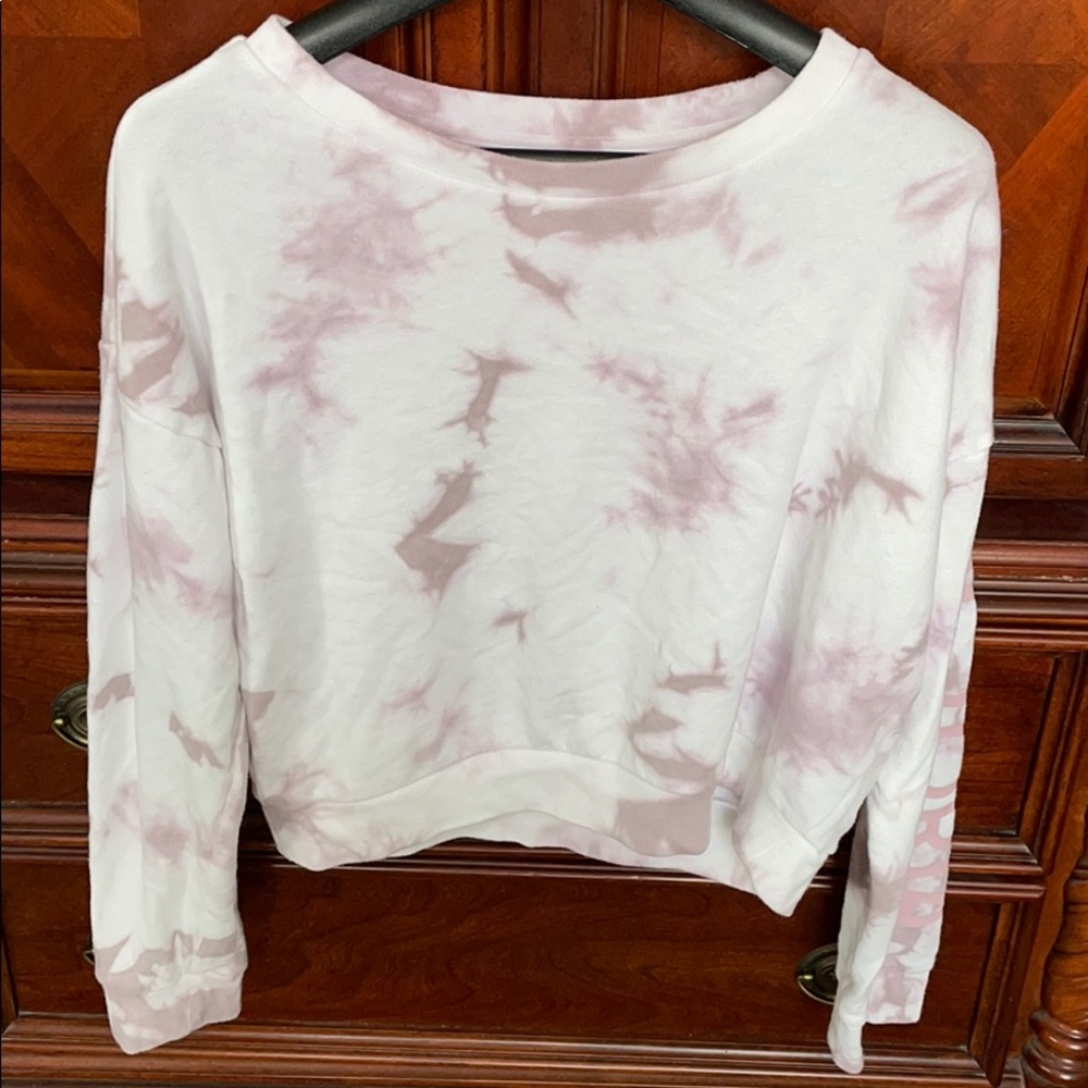 Victoria Sport Sweatshirt